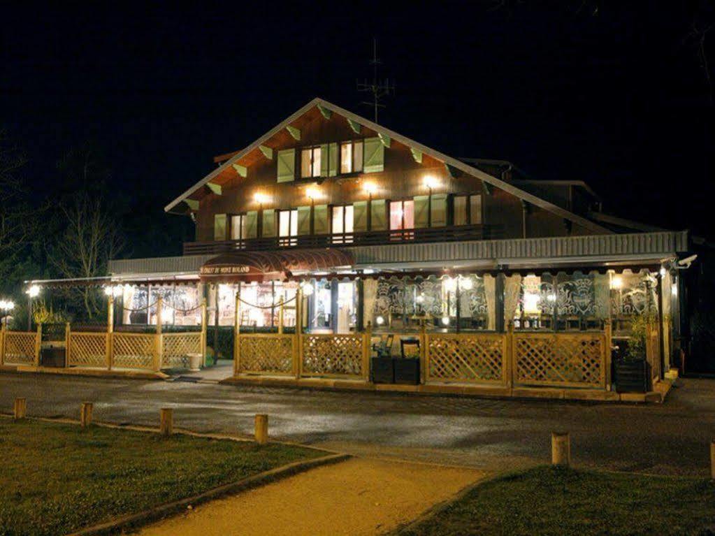 Logis Hôtel Restaurant Le Chalet du Mont Roland Sampans Exterior foto